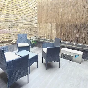 Apartment Spacious 3 Bed Flat Near Liverpool Street, Spitalfields, London